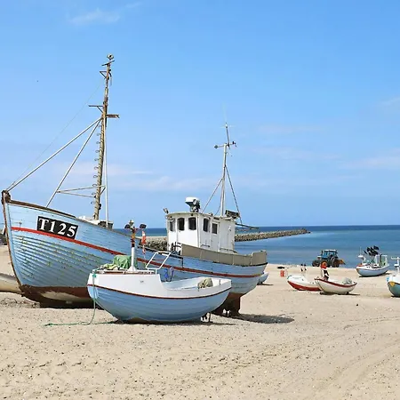 Hébergement de vacances With Terrace & Fire Pit